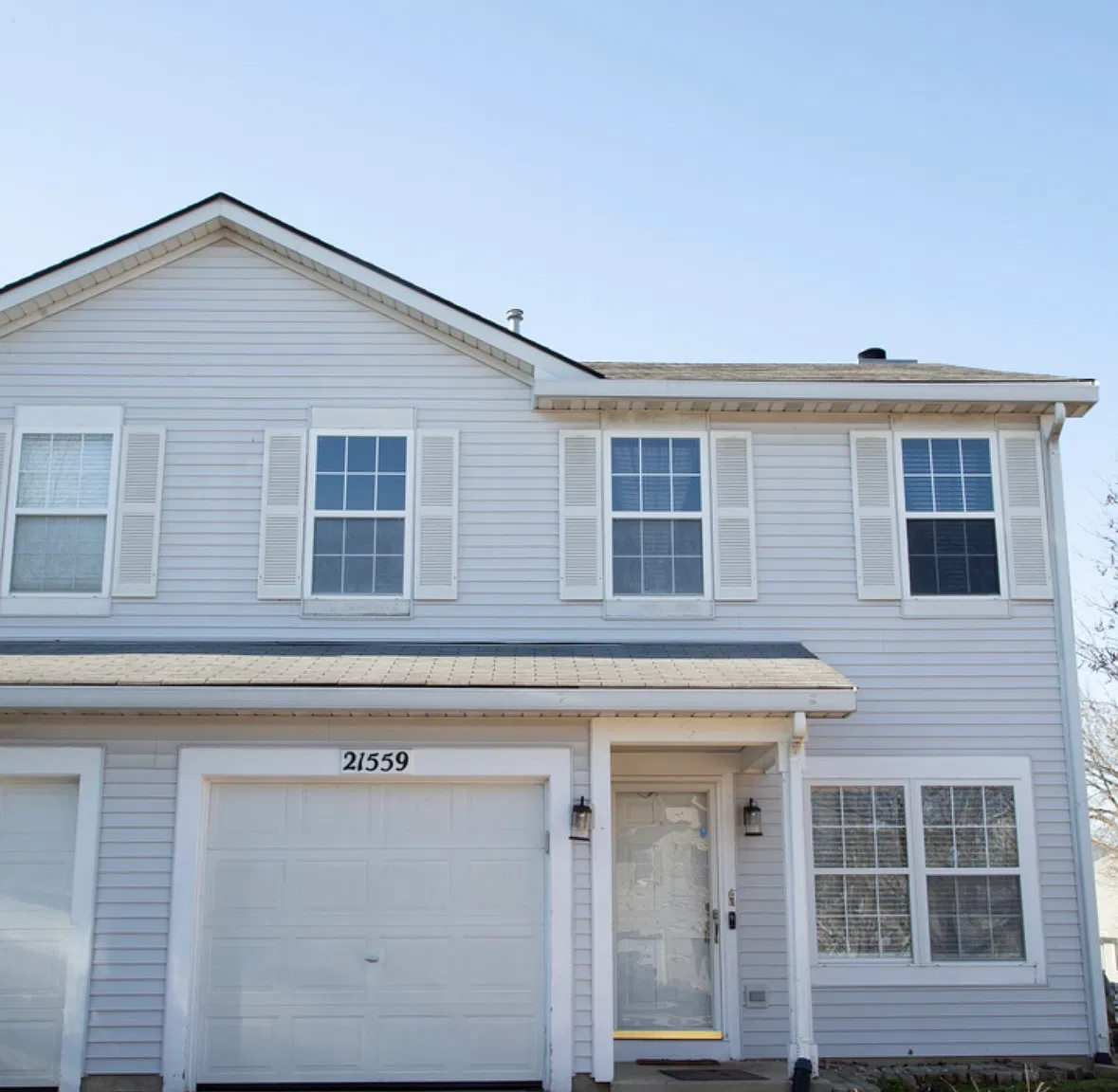 3 bed, 2.5 bath, 1382 sqft, $3,000 — Photo 1