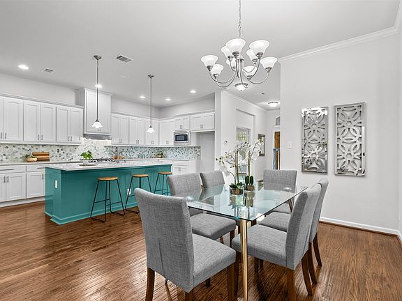 2nd image of 6681 Escena Blvd