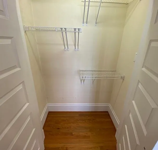 3020 Patterson Ave #7 — Photo 5