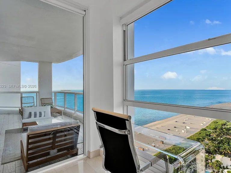 4201 Collins Ave #2301 — Photo 23