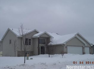 805 Marsh View Ave, Braham, MN 55006