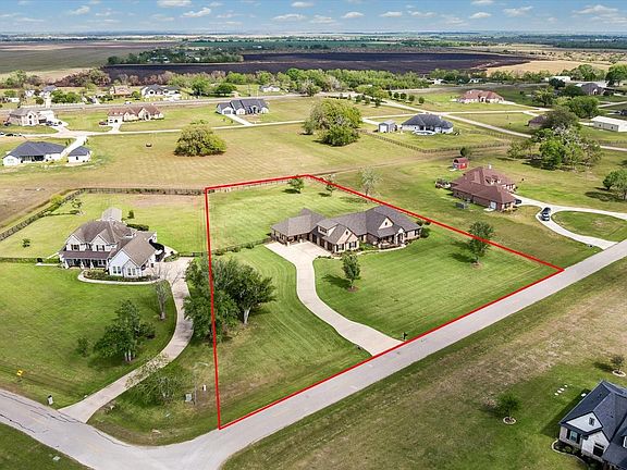 5th image of 17703 Cedar Hill Dr