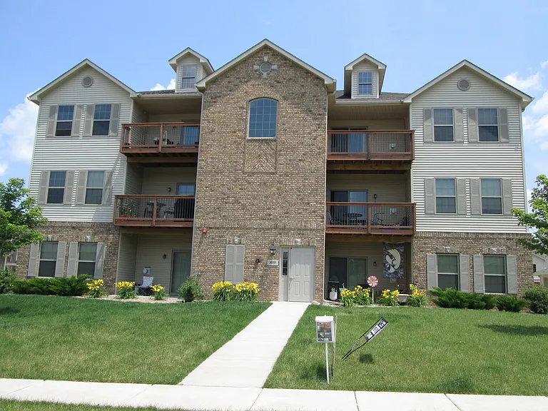 1010 Rachael St #203 — Photo 1