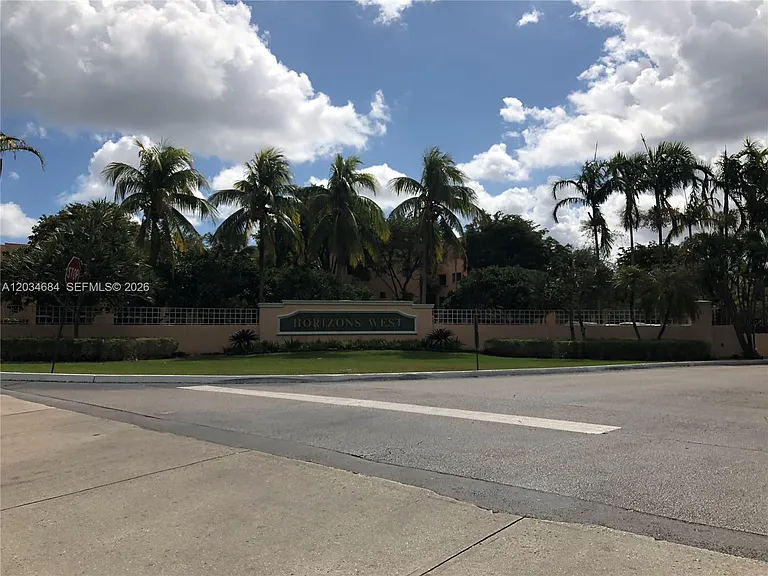 8400 SW 133rd Avenue Rd #324 — Photo 49