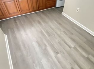 Melody Acres, Louisville, KY 40216