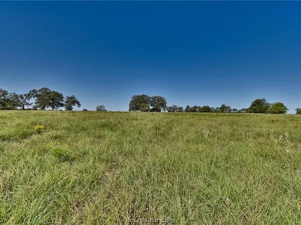 1-25 Starlight Path, Red Rock, TX 78662