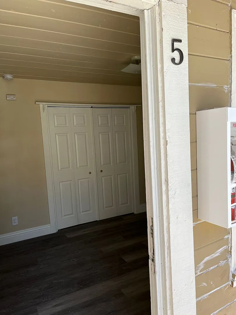 Lake Arrowhead Units — Photo 1