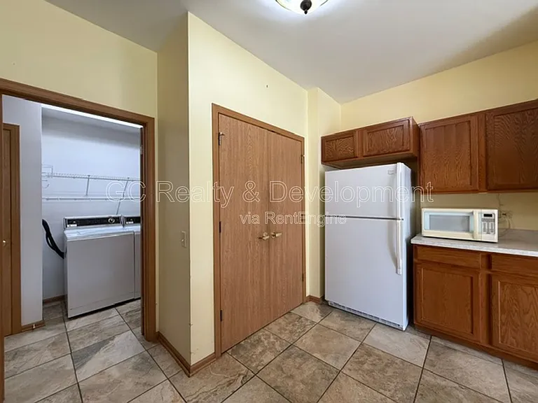 12961 Pennsylvania Ave — Photo 7