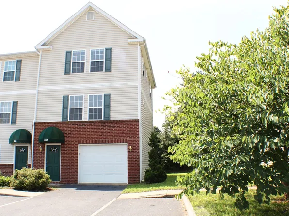 351 Emerson Ln, Harrisonburg, VA 22802