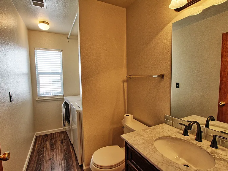 10732 Kimball St — Photo 13