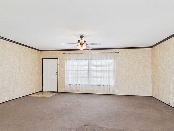 3rd image of 66 River Run Dr