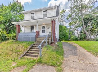 1914 2nd St NE, Canton, OH 44704
