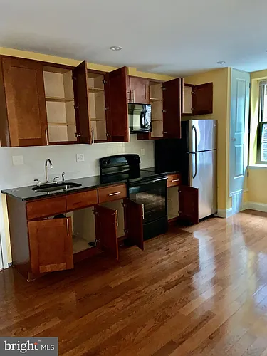 4706 Chestnut St #1A Photo 1
