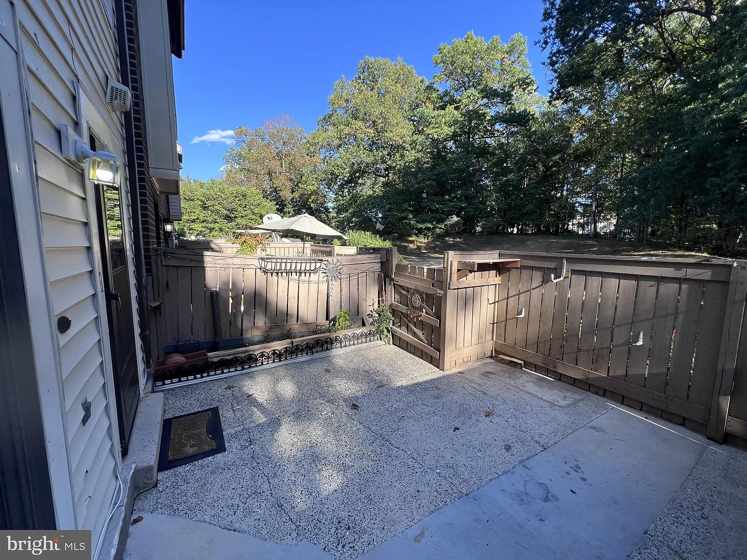 4 bed, 2.5 bath, 1188 sqft, $1,850 — Photo 4