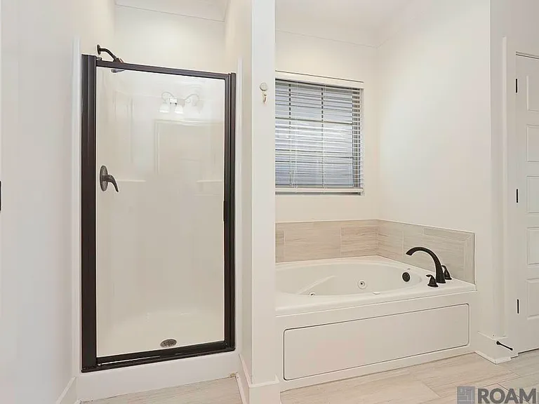 10422 Belle Isle Ln — Photo 21