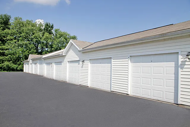 Pebblebrook Apartments — Photo 12