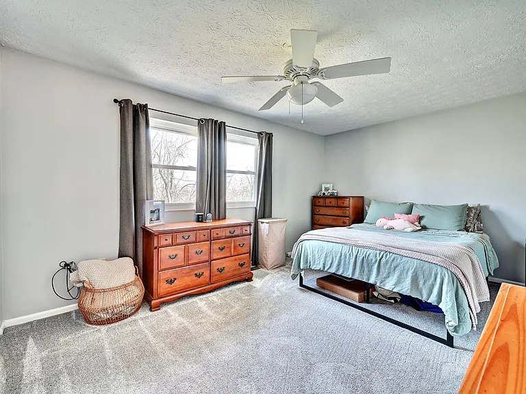 13 Airview Dr — Photo 13