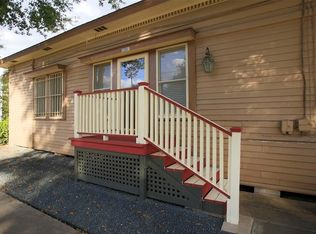 2201 Van Buren St, Houston, TX 77006