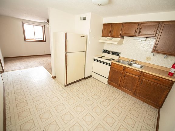 The current picture is older, this kitchen will be remodeled including LVP flooring.