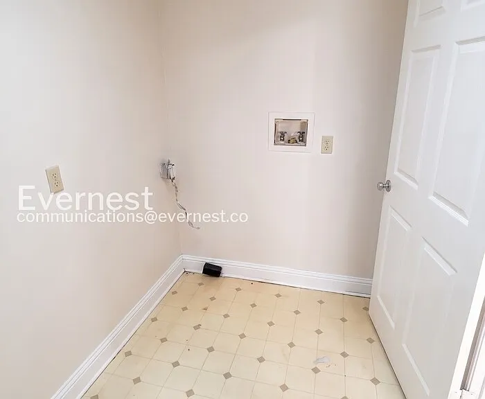 1315 E 31st St #A — Photo 14
