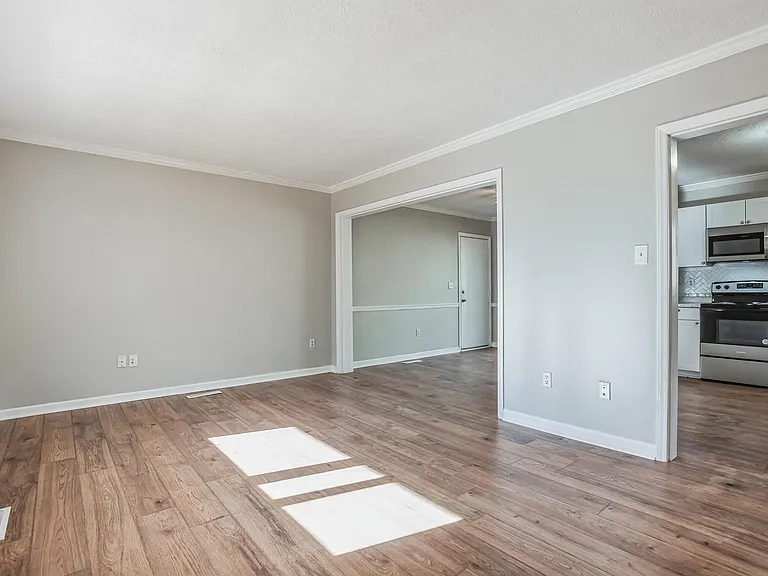 670 White Rock Rd — Photo 9
