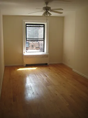 Rented by Magnone Real Estate | media 10