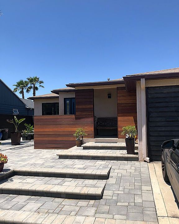 2nd image of 4546 Estrella Ave