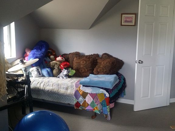 both rooms are the same size