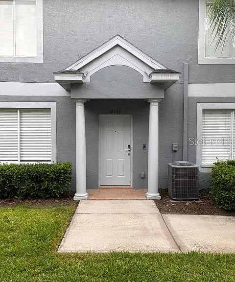 18157 Paradise Point Dr — Photo 1