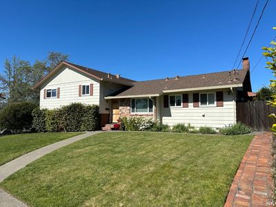 1441 Prentice Drive, Healdsburg, CA, 95448