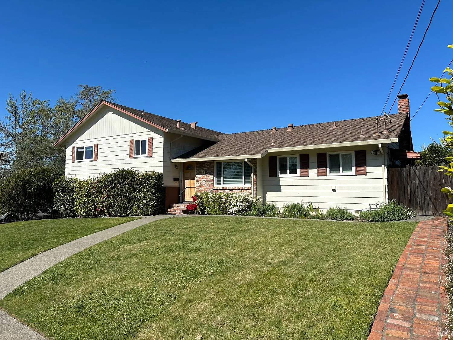 1441 Prentice Drive photo 1