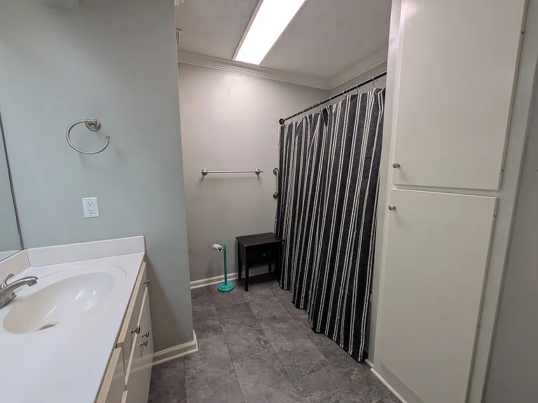 1064 N Montgomery St #A — Photo 7
