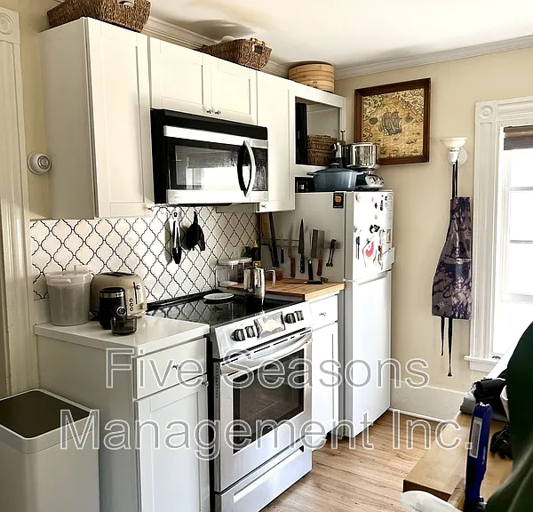 21 Lafayette Pl #4 — Photo 5
