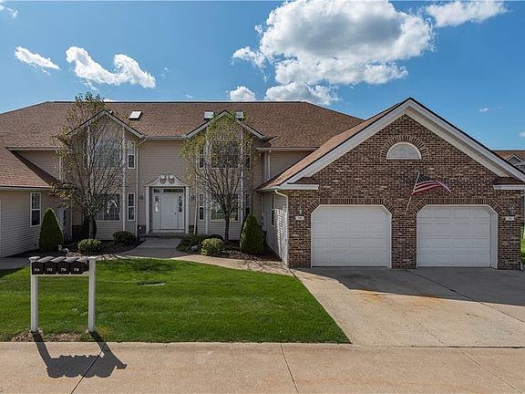 2nd image of 718 Tollis Pkwy #D