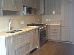 5515 Boundary Rd #2308, Vancouver, BC V5R0E3