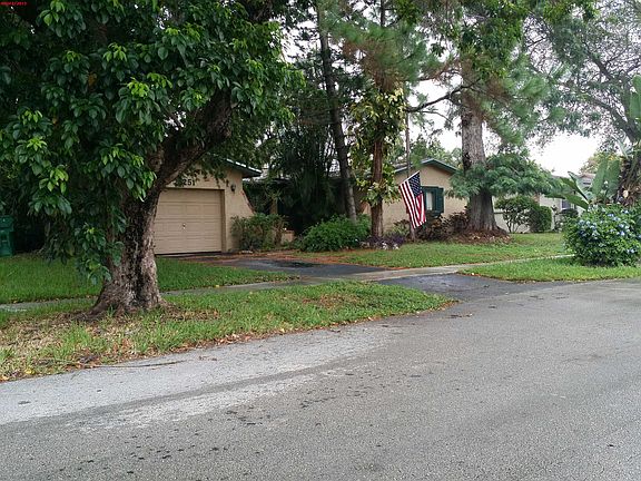 3rd image of 8251 NW 47th Ct
