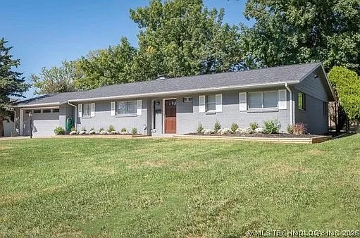 3715 E 51st Pl