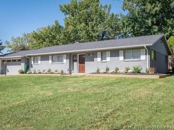 3715 E 51st Pl, Tulsa, OK 74135