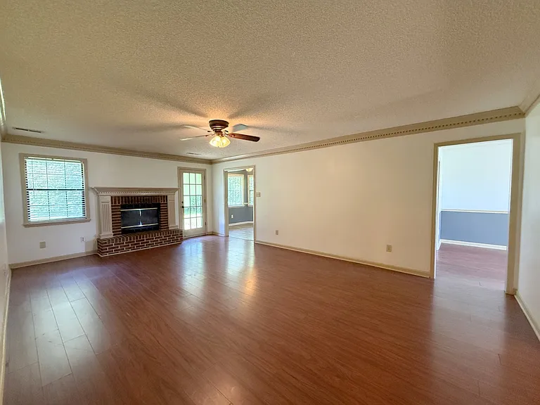 102 Watercress Cir — Photo 5