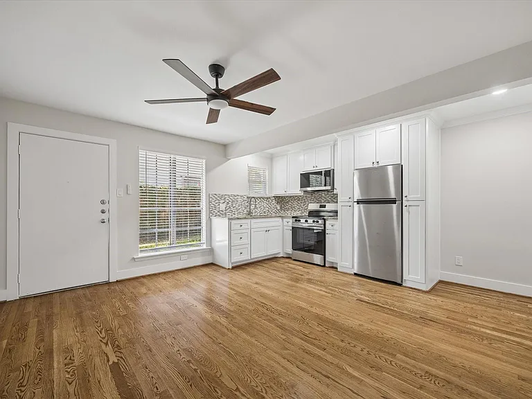 2023 Huldy St #3 — Photo 4