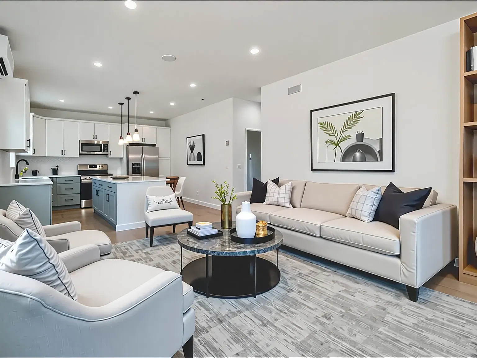 3 bed, 1200 sqft, $3,650 — Photo 1