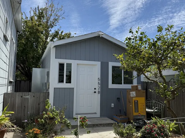 552 Palace Ct #B, Alameda, CA 94501