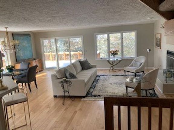 3rd image of 6534 Scenic Pines Ct