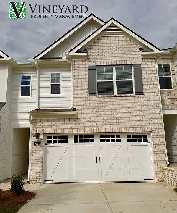 3080 Yellowhammer Dr