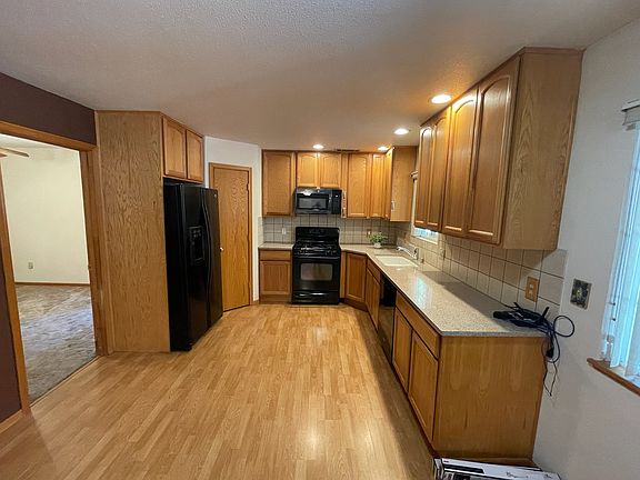 4th image of 3921-1 Mariah Ln