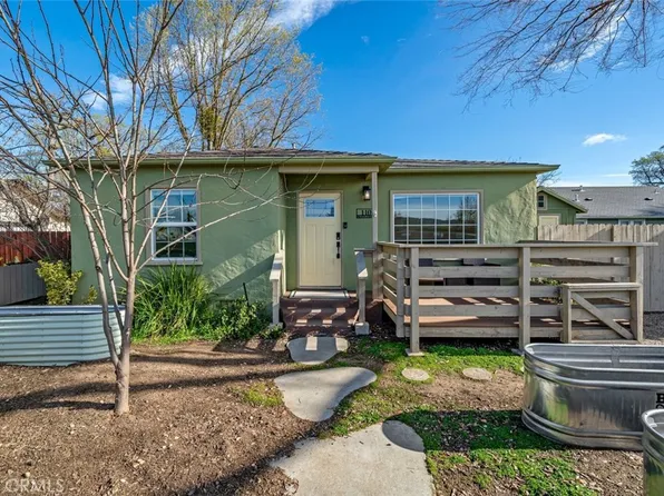 110 8th St, Templeton, CA 93465