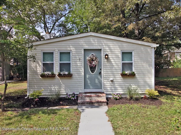 7 Oak St, 