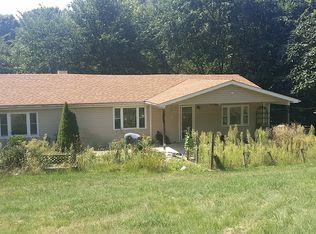 125 Hidden Hollow Ln, Aliquippa, PA 15001