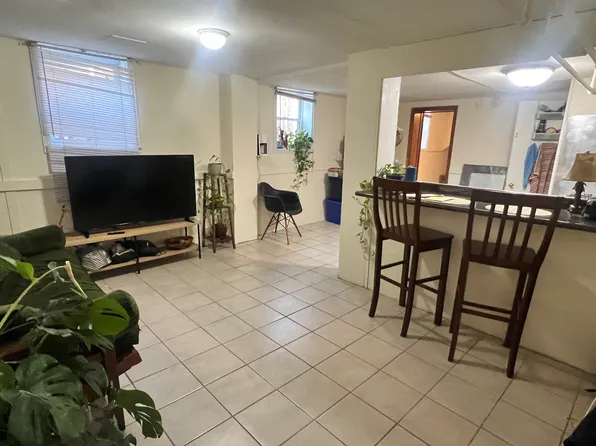 270 Norfolk St APT 1A, Cambridge, MA 02139