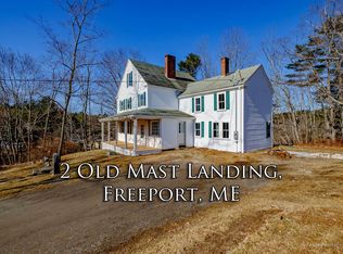 2 Old Mast Landing Rd, Freeport, ME 04032